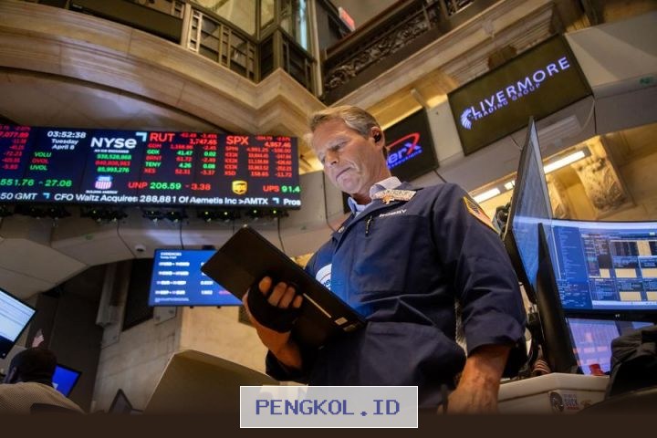 Indeks Saham Wall Street Terpukul di Tengah Lonjakan Biaya Energi Global