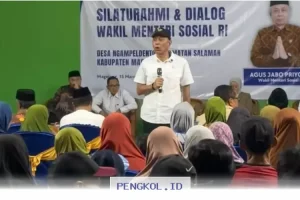 Wamensos Agus Jabo Priyono Gelar Silaturahmi dan Salurkan Bansos Sembako di Desa Ngampeldento Menjelang Lebaran 2026