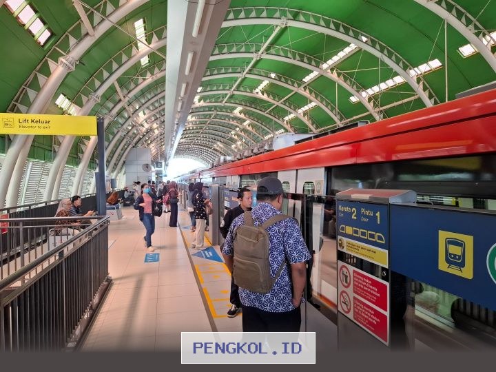 LRT Jabodebek Layani 228 Ribu Penumpang Selama Libur Lebaran Tahun Ini